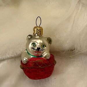 Christopher Radko: “Cozy Cat in Basket” 1996